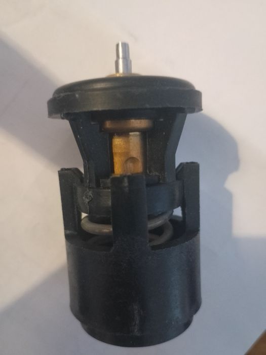 За wv Polo,задни наклад, термостат,кора за багажник