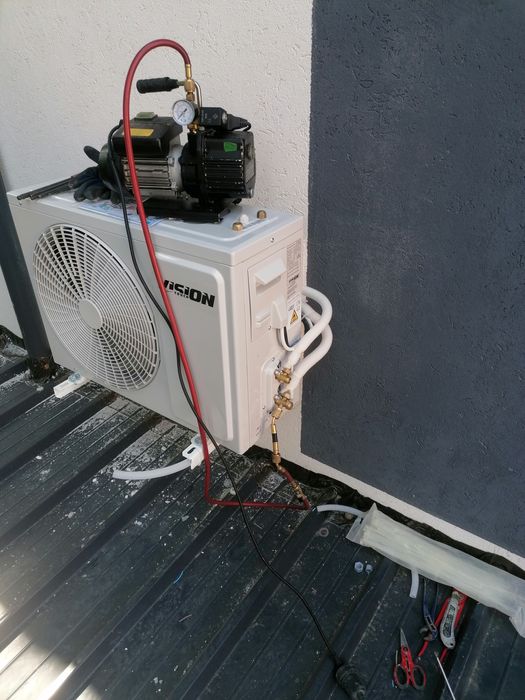 Instalator sanitar și termic, montaj aparat aer condiționat,încălzire