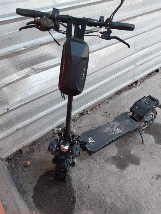 Электросамокат  Kugoo M5 Sports