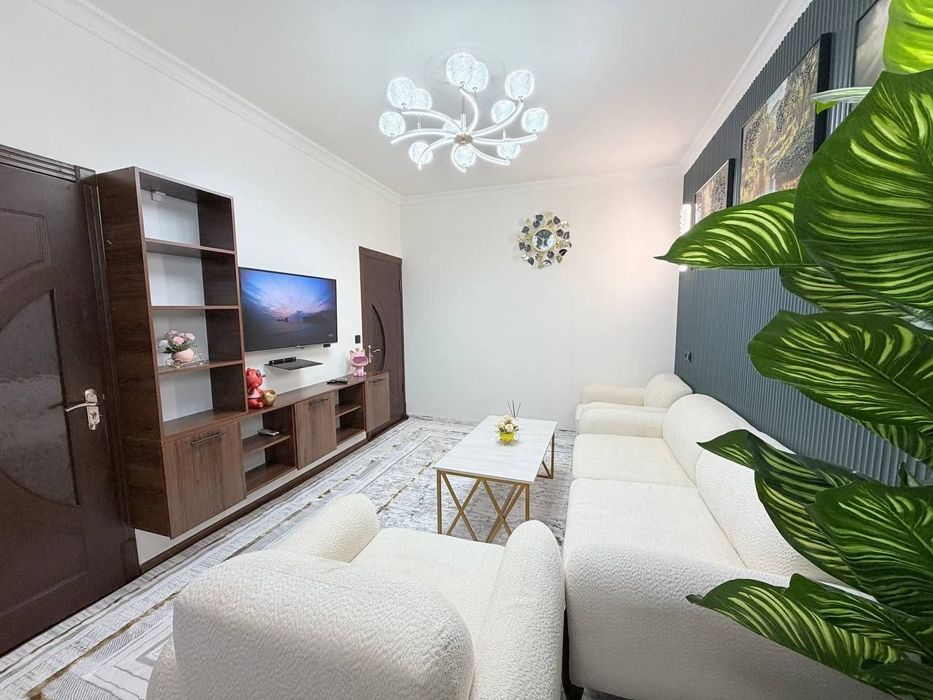 Продаётся Чиланзар 2 квартал 2/1/4 Разделка