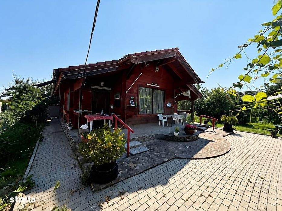 Proprietar, vand casa de vacanta din lemn masiv