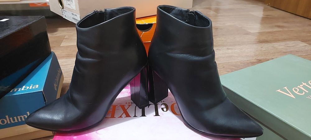 Продам сапоги осень весна