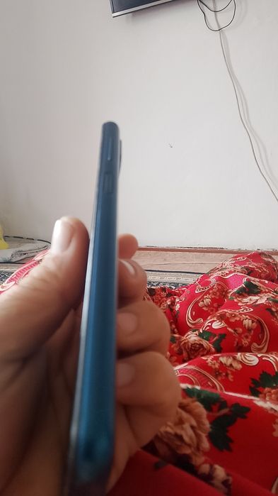 Galaxy A12 64г продам