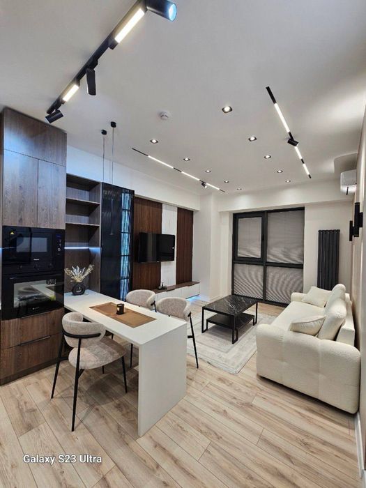 ДАРХАН  Метро  Хамида Алимджана  Ж.К.    " АКАЙ   СИТИ "