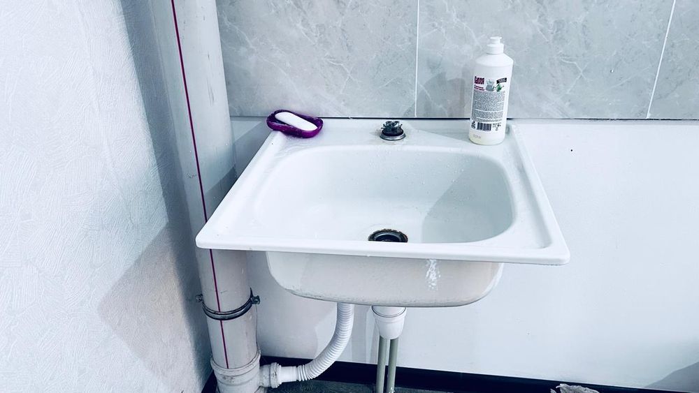 Кронштейны разные новые, доставка