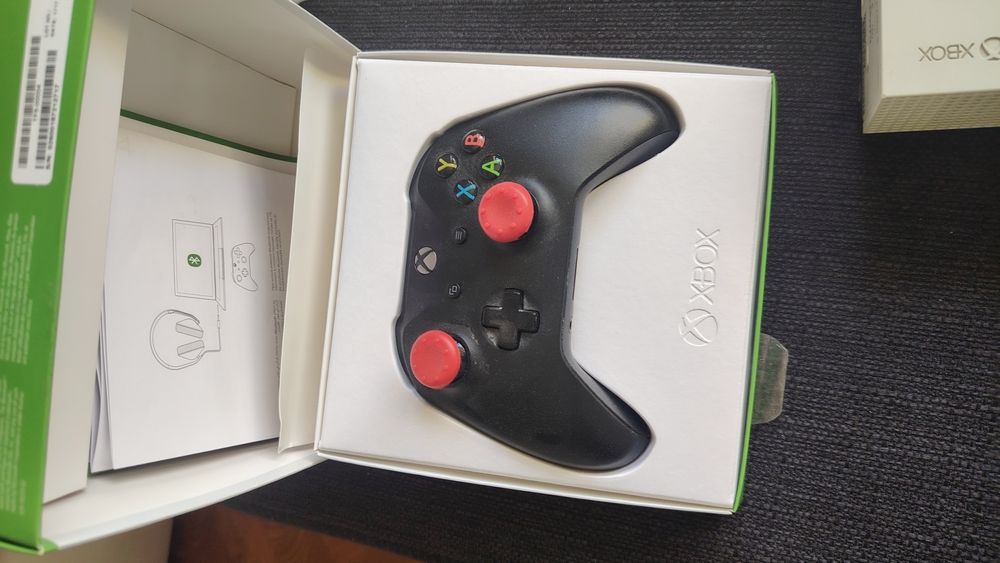 Xbox One 500GB alb