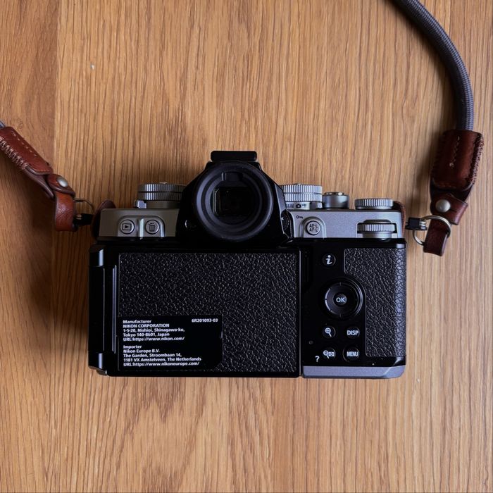 Nikon Zf Silver Full Frame 24.5MP Mirrorless Камера Фотоапарат – Отлично състояние