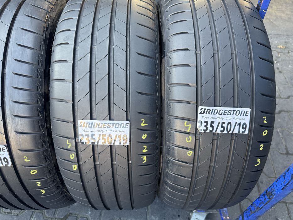 235/50/19 Bridgestone 2023