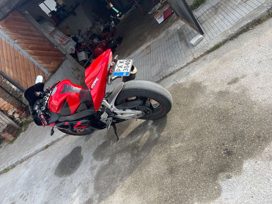 Honda CBR954RR Sp magnum На части