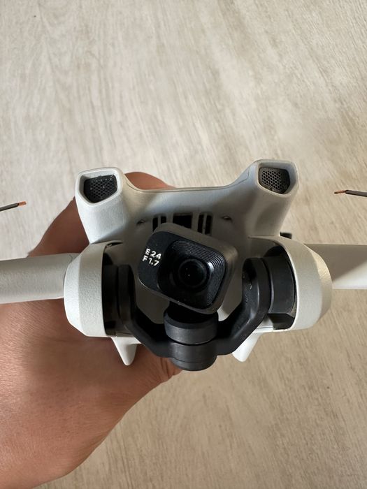 Дрон dji mini 3 rc1