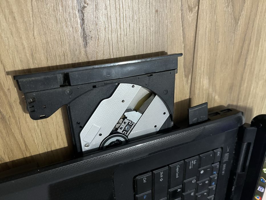 Laptop Asus.