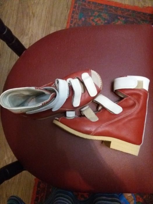 Ортопедические сандали новые