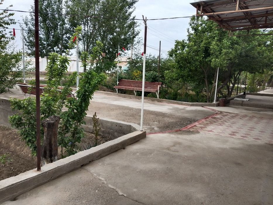 Narpay eski 5 da hovli joy 12sotigli 6 xona