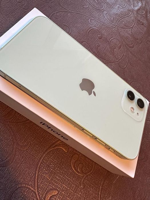 İphone 12 перфектен