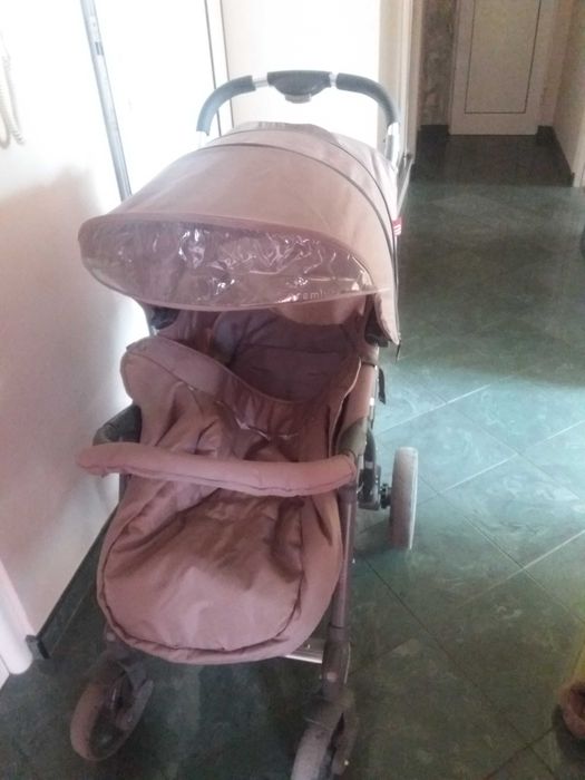 Детска количка с покривало и подарък топло чувалче