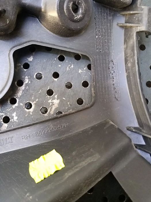 Suport dreapta bara spate renault captur 1 j5 h5 852220257r