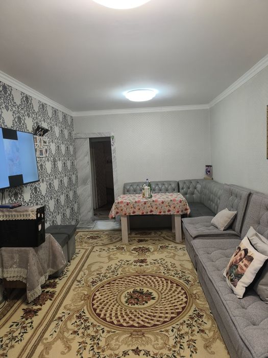 Продается 3 х комнатная квартира переделанная в 4 комнатную