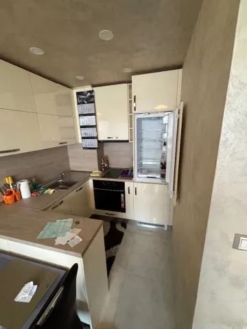 Продава се Двустаен апартамент в София, Люлин 8 - 60 кв.м за 3000 €/кв.м - Снимка #1