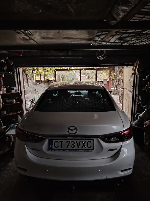 Vând Mazda 6 facelift 2015