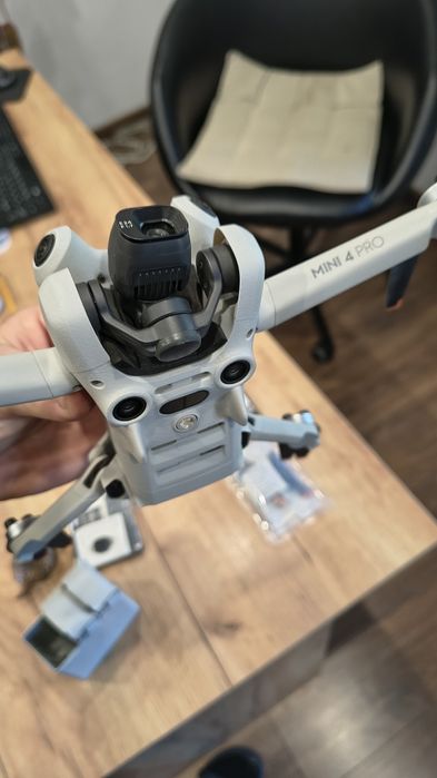 DJI mini 4 pro дрон