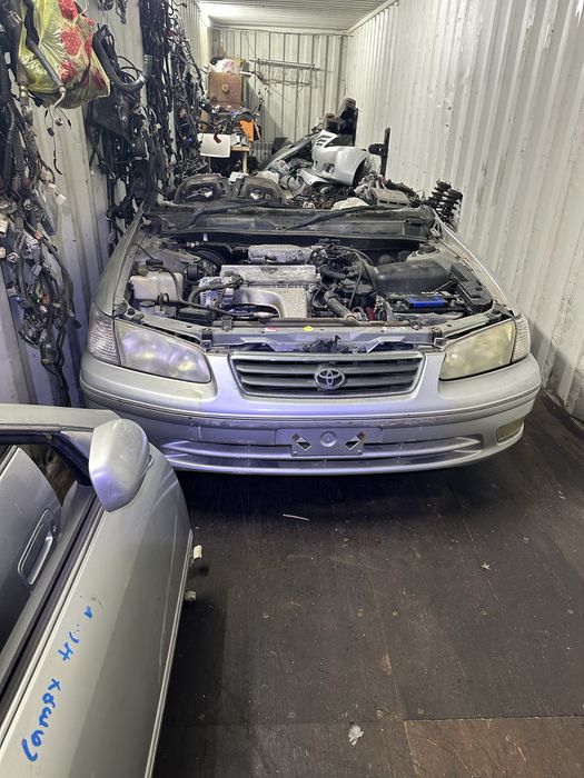 Тоета камри разбор полны