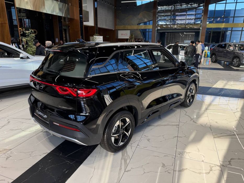 BYD Yuan Up Юань АП black черный кора qora 2025