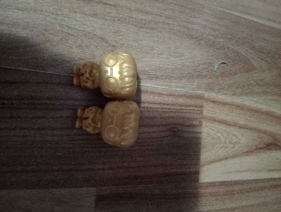 Vând mini figurine Harry Potter de la KINDER JOY ediție limitată 2024