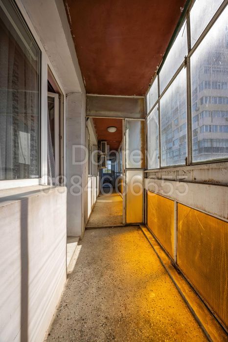 Продава се Многостаен апартамент в Варна, Левски - 140 кв.м за 1020 €/кв.м - Снимка #4