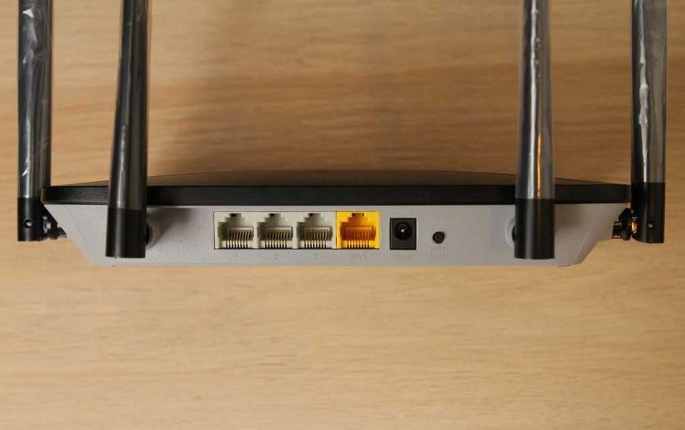 Гигабитов рутер Mercusys AC12G AC1200