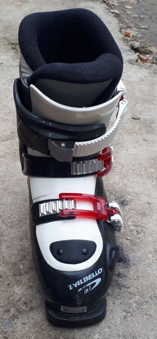 Ботинки лыжные..