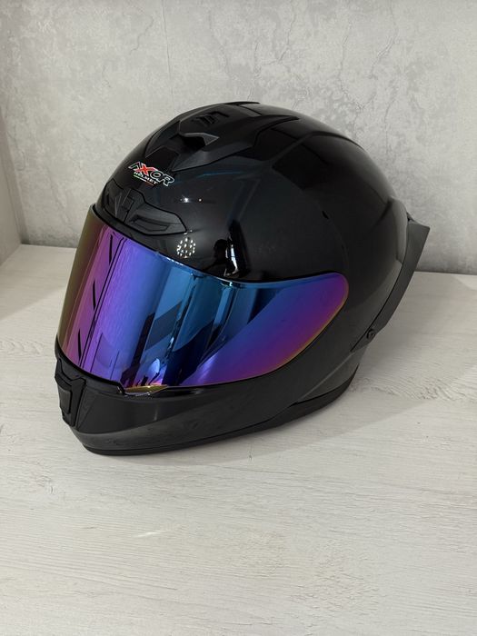 Sotiladi —Shlem, motoshlem, Продаются —шлем, мотошлем