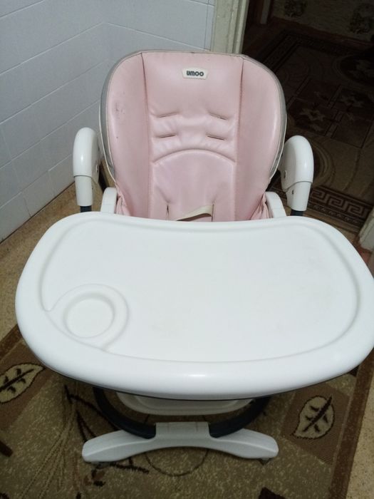 Детский стульчик для кормления