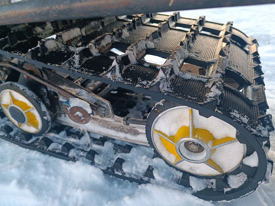 Снегоход.       .