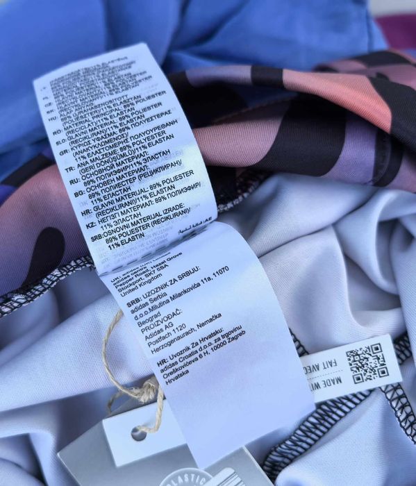 Adidas оригинален дамски клин нов  Л размер