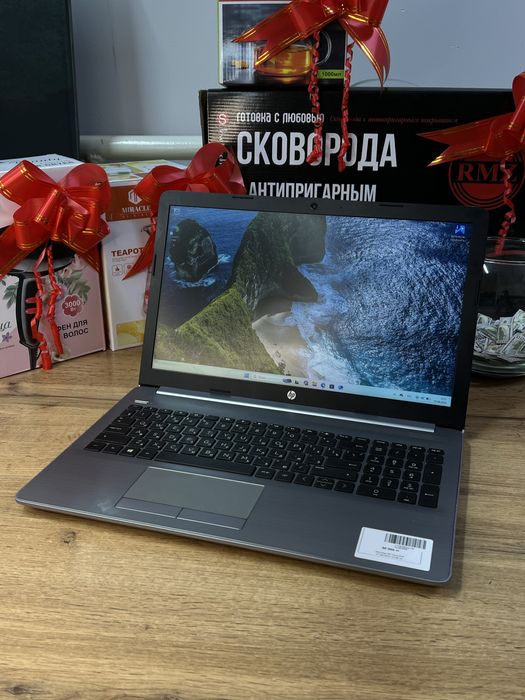 Ноутбук HP Core i5-8