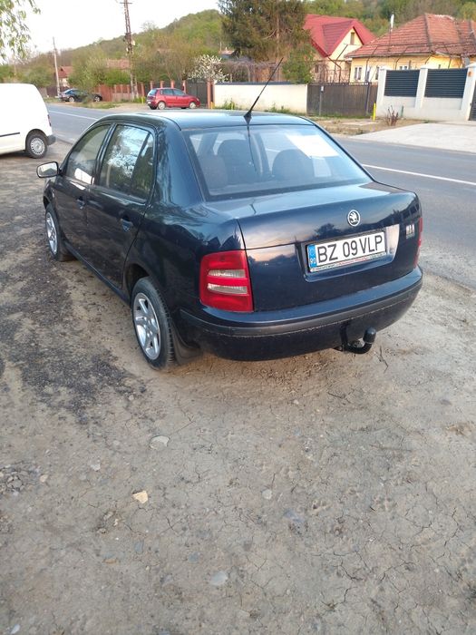 SKODA Fabia 2004 — imagine 3