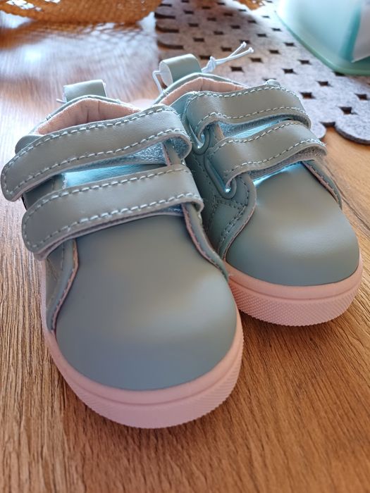 Обувки 21 номер  цвят Сини