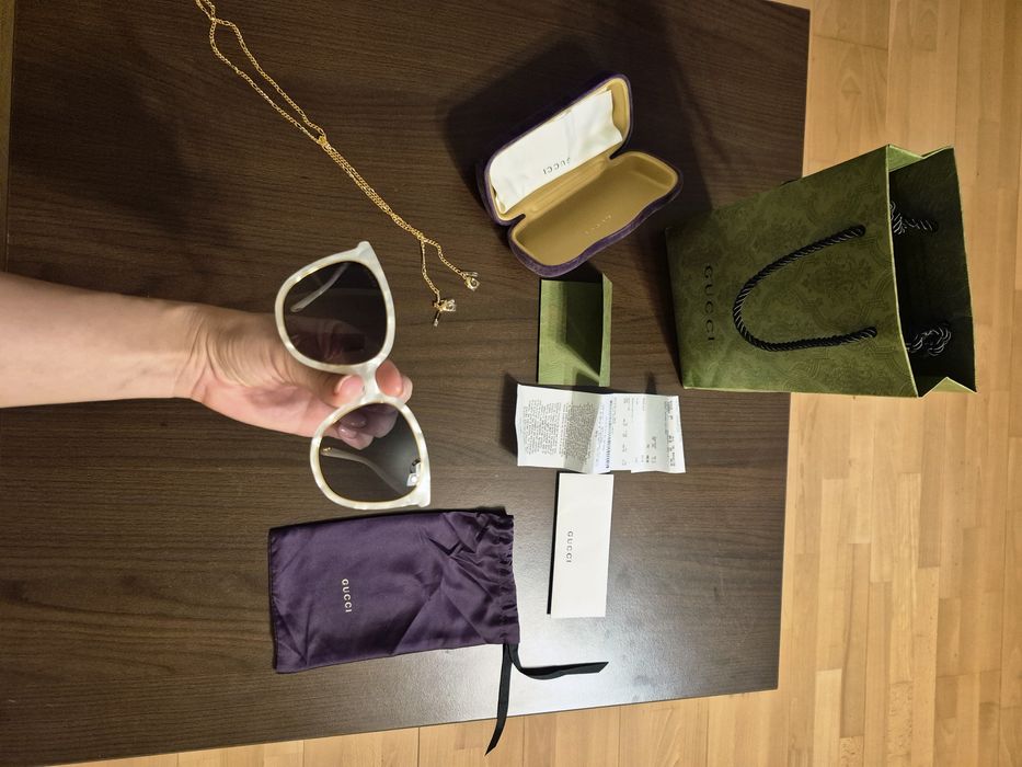 Vând ochelari Gucci originali