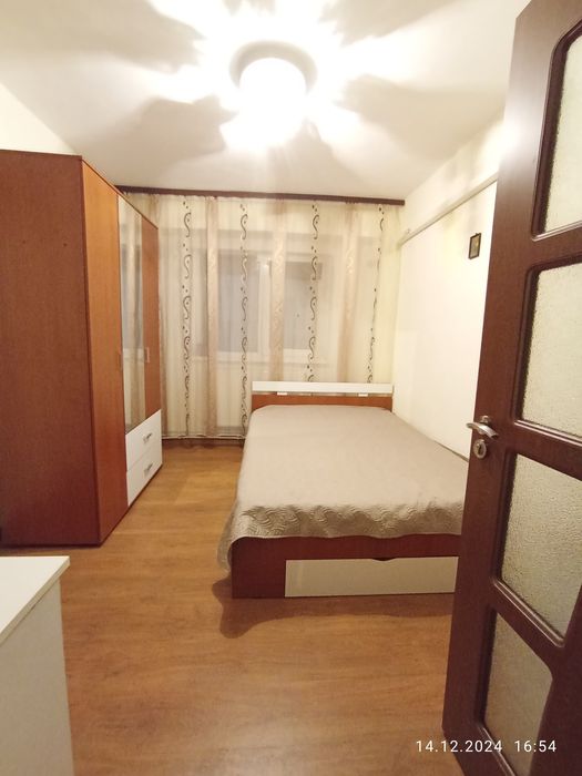 Apartament (coleg de apartament)