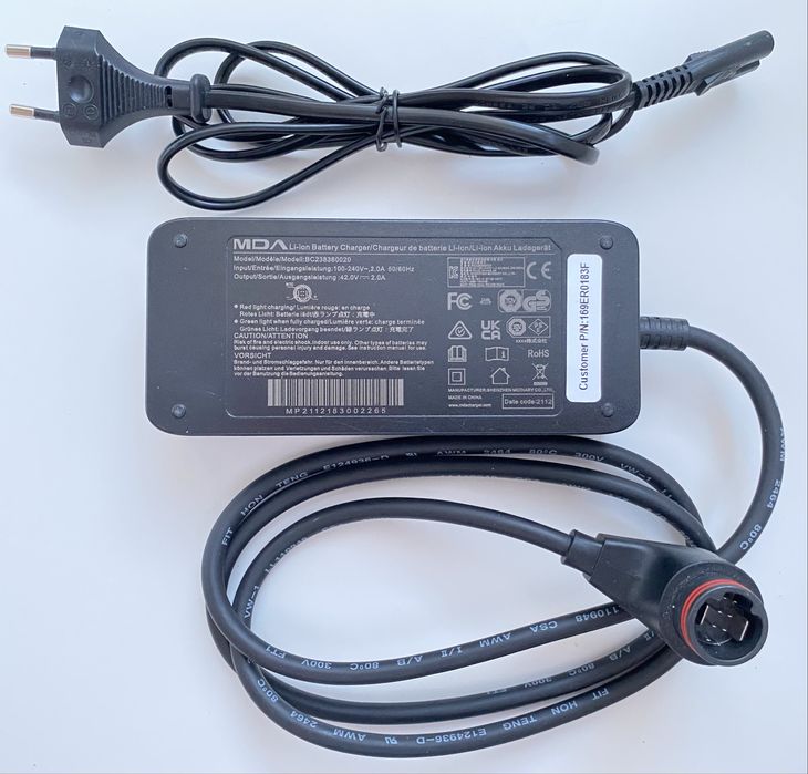 Incarcator bicicleta electrica Mate, BH, Mahle, Bosch, Yamaha,Continental , Cube, Shimano, Batavus, Haibike, Flyer, Devron, Vanmoof, Atala, B Twin etc