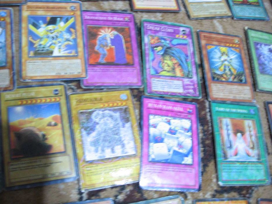 Колекция 74 редки yu-gi-oh карти за игра