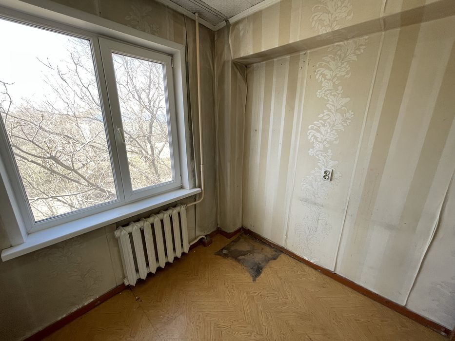 Продам полуторку на Михаэлиса 26