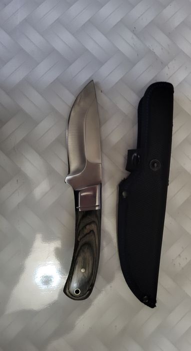 Нож ръчно изработен