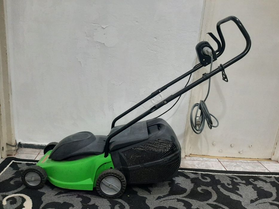 Masina de tuns iarba second hand