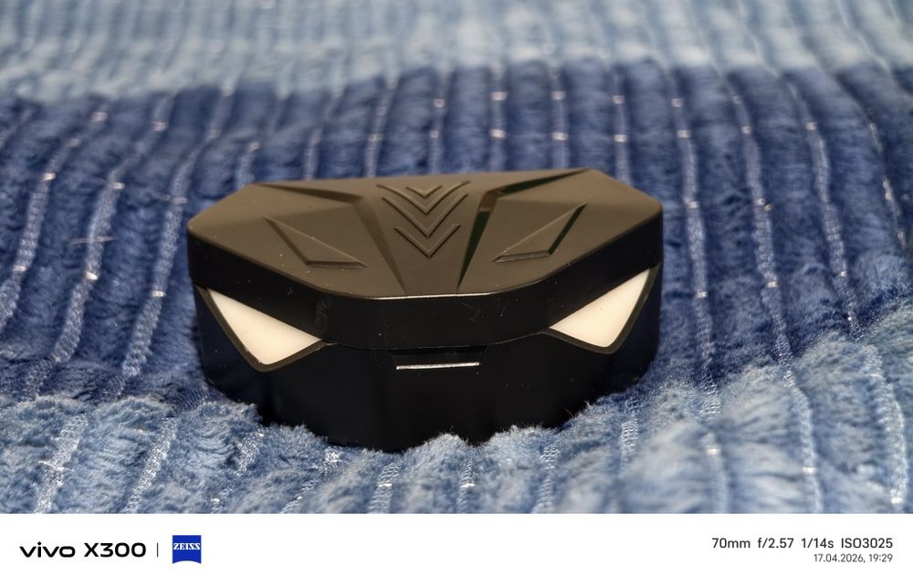 Игровые наушники