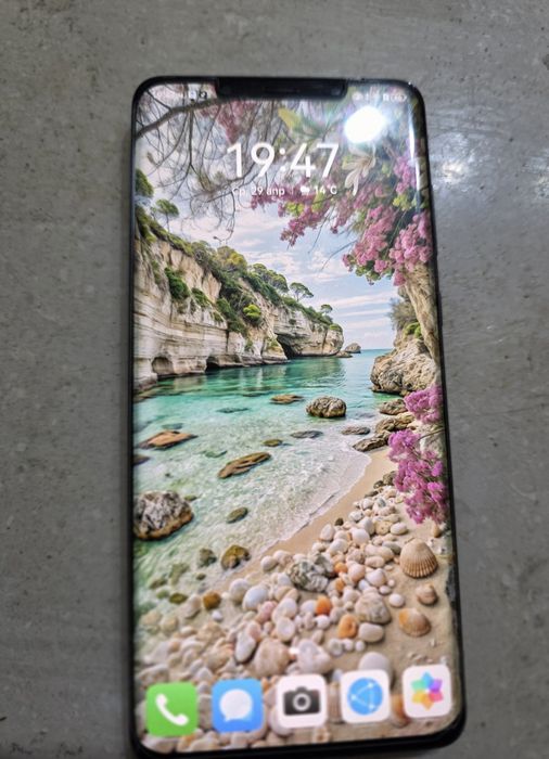 Телефон  Huawei mate 50