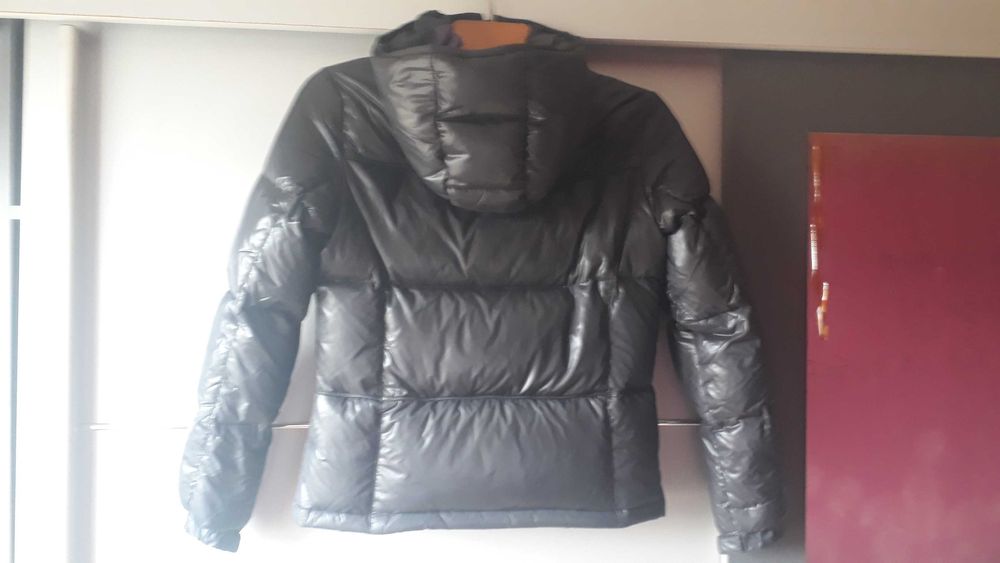 Vand geaca groasa si superba, marime S-M