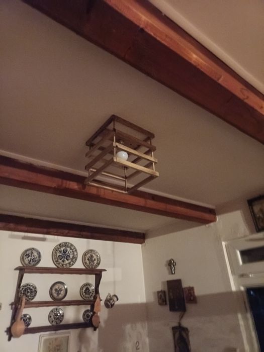 Lustre lemn  la comanda