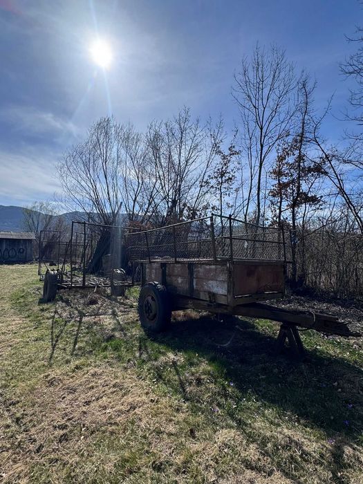 Tractor650 transportor mare/mic remorca basculanta desfacatoare porumb