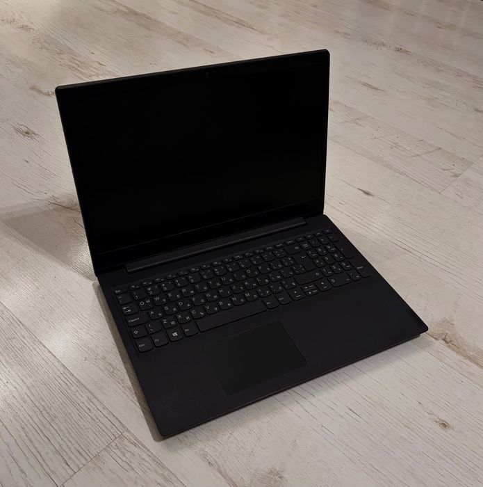 Лаптоп Lenovo 82C5